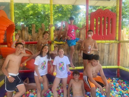 437f3742-9c96-4444-bf7d-4e18927877d0