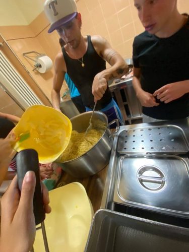 8778cbdd-7687-4c1f-b7a7-cafa871ac6d9